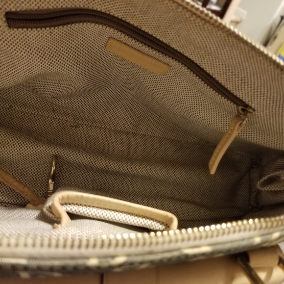 Dooney & Bourke handbag - Picture 3 of 8